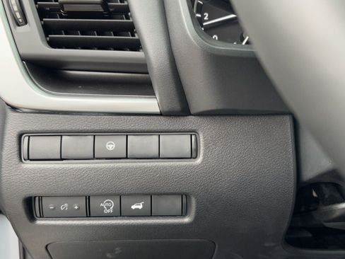 New 2026 Nissan Rogue SV FWD image 28