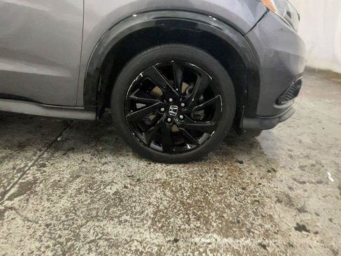 Used 2021 Honda HR-V Sport image 18