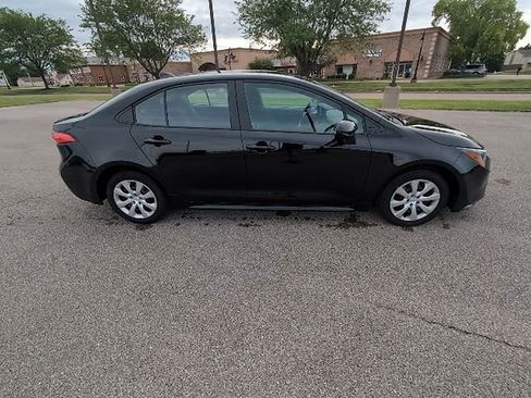 Certified 2025 Toyota Corolla LE w/ Convenience Package FWD image 2