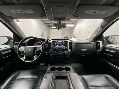 Used 2018 Chevrolet Silverado 1500 LT w/ All Star Edition image 10