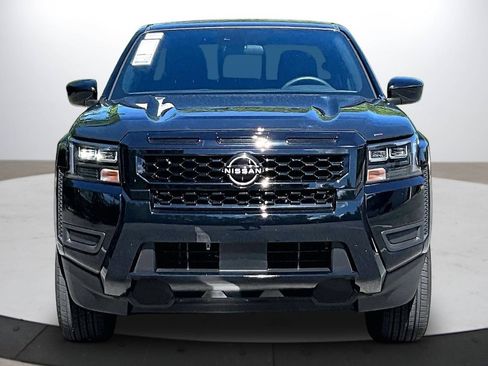 Used 2026 Nissan Frontier SV w/ SV Convenience Package RWD image 3