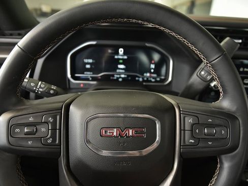 Used 2024 GMC Sierra 2500 AT4 image 63