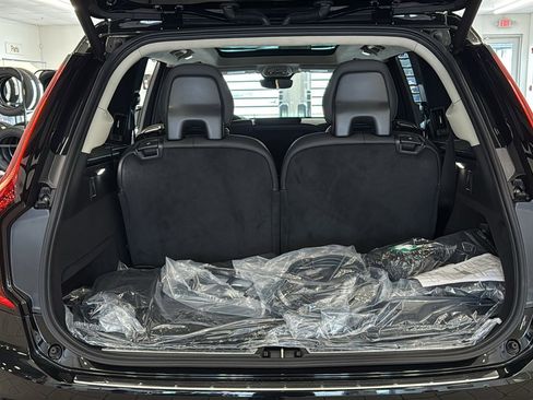 New 2026 Volvo XC90 T8 Ultra w/ Lounge Package AWD/4WD image 30