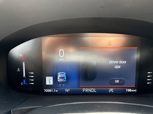 Used 2023 Ford Escape ST-Line w/ Tech Pack #1 FWD image 25