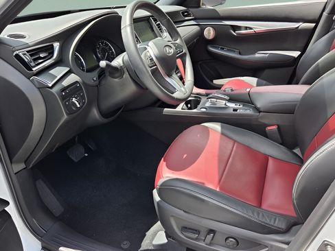 Used 2023 INFINITI QX50 Sport FWD image 17