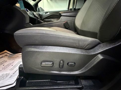 Used 2018 Ford Escape SE AWD/4WD image 40