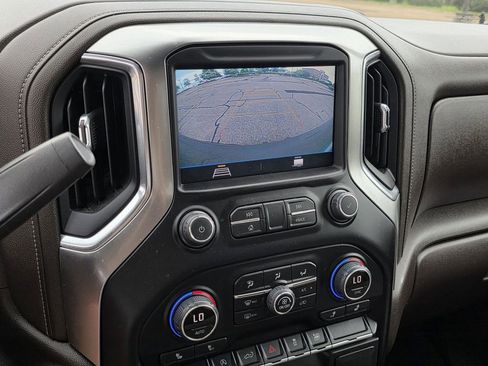 Used 2021 Chevrolet Silverado 1500 LT w/ Bed Protection Package AWD/4WD image 16