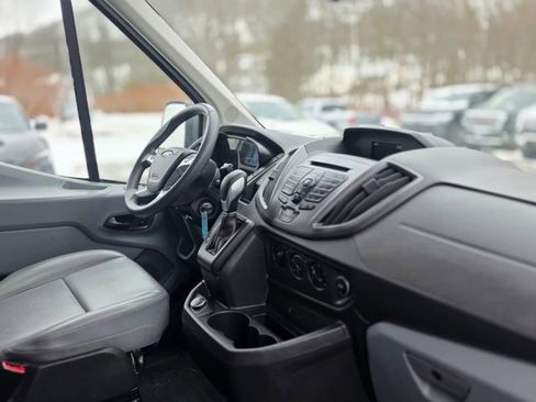 Used 2018 Ford Transit 250 148 Medium Roof image 10