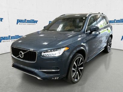 Used 2018 Volvo XC90 T6 Momentum w/ Convenience Package