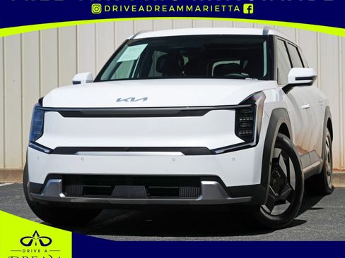 Used 2026 Kia EV9 Wind AWD/4WD image 1