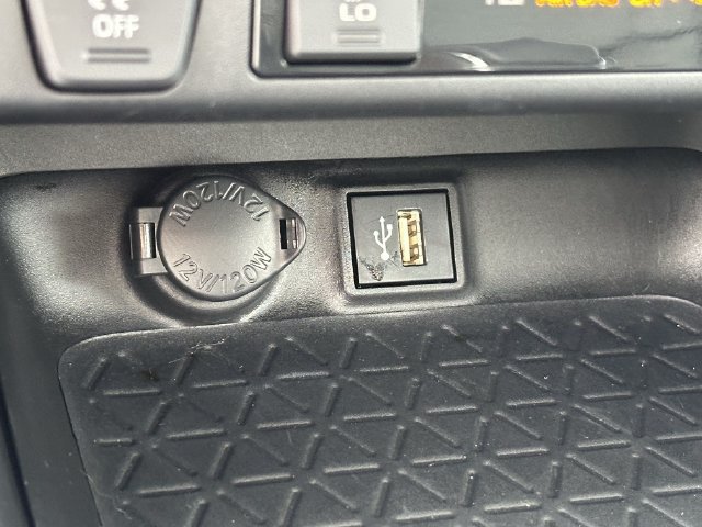 Certified 2023 Toyota RAV4 XLE Premium AWD/4WD image 21
