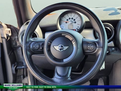 Used 2011 MINI Cooper Hardtop FWD image 12