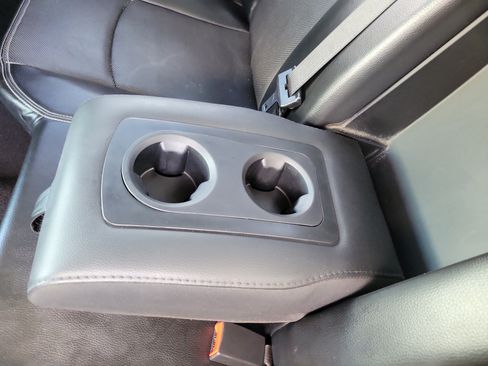 Used 2013 RAM 1500 Laramie w/ Convenience Group AWD/4WD image 13