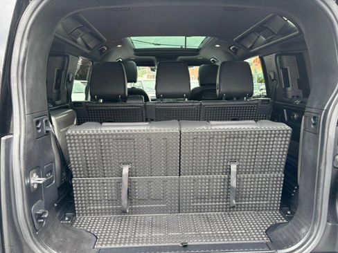 Used 2022 Land Rover Defender 110 X-Dynamic SE image 27