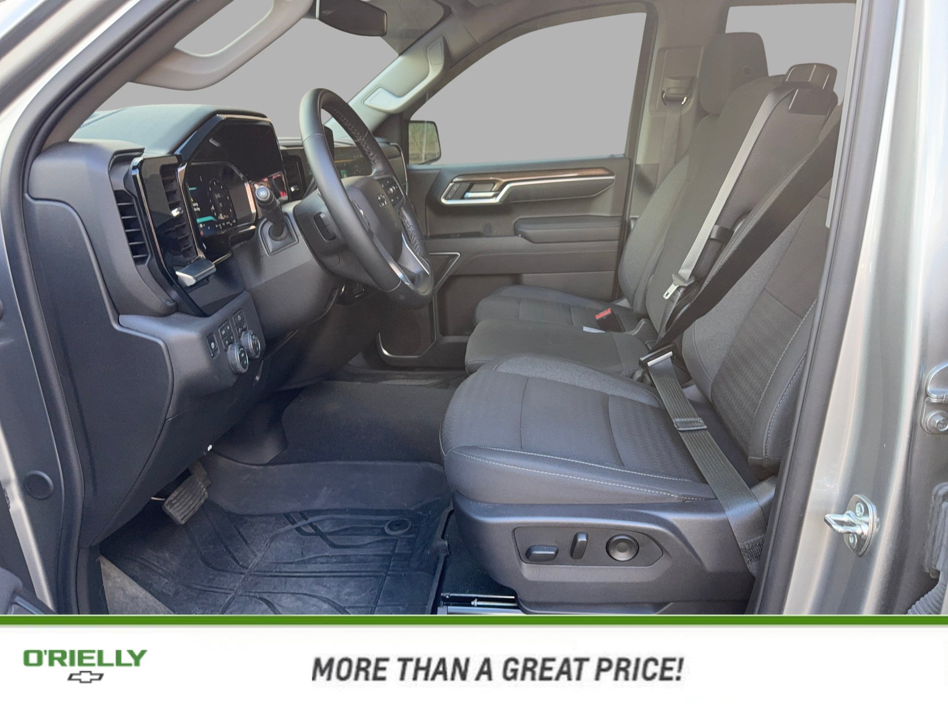 New 2026 Chevrolet Silverado 1500 RST AWD/4WD image 14
