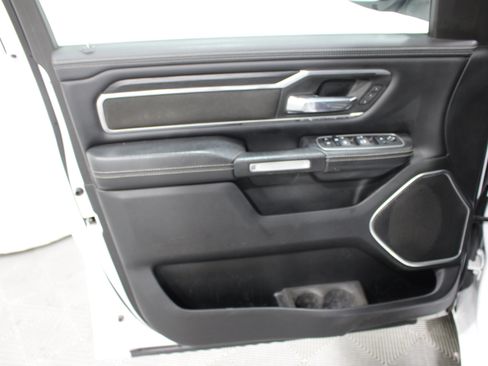 Used 2023 RAM 1500 Laramie AWD/4WD image 6