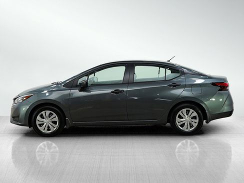 Used 2025 Nissan Versa S w/ Trunk Package image 2