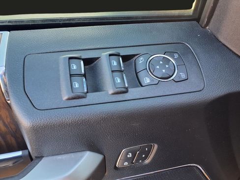 Used 2020 Ford F150 Lariat w/ Equipment Group 502A Luxury image 18