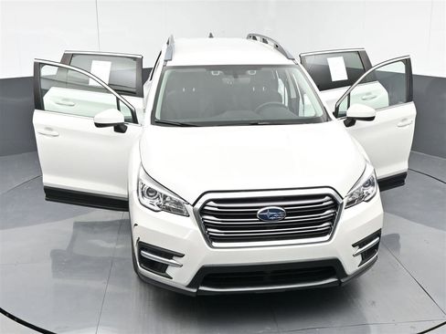 Used 2019 Subaru Ascent Premium AWD/4WD image 39