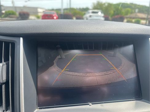 Used 2015 INFINITI Q50 w/ Signature Edition Package image 11