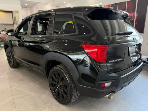 Used 2023 Honda Passport EX-L image 5