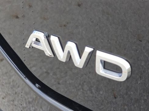 Used 2025 Honda Pilot EX-L image 12