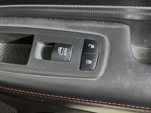 Used 2018 Dodge Durango R/T w/ Trailer Tow Group IV image 32