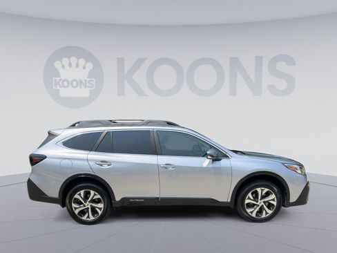 Used 2020 Subaru Outback Limited w/ Popular Package #2 AWD/4WD image 8