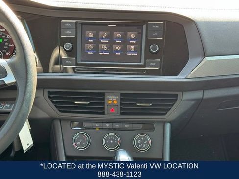 Certified 2021 Volkswagen Jetta FWD image 15