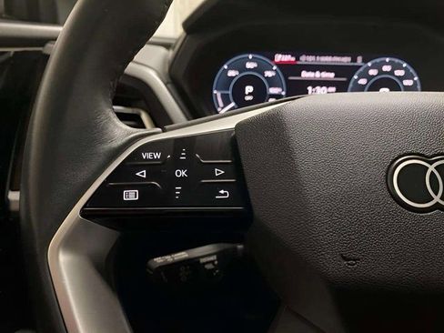 Used 2024 Audi Q4 e-tron Premium w/ Convenience Package image 36