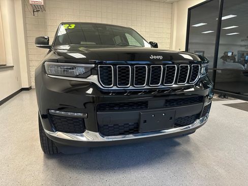 Used 2023 Jeep Grand Cherokee L Limited AWD/4WD image 38