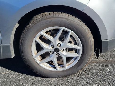 Used 2024 Ford Edge SEL image 6