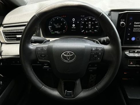 Used 2025 Toyota Camry XSE FWD image 14