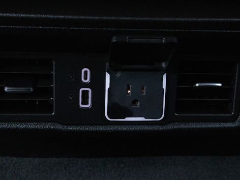 Certified 2024 GMC Sierra 1500 Elevation AWD/4WD image 27