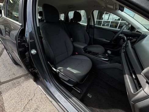 Used 2025 Kia K4 FWD image 36