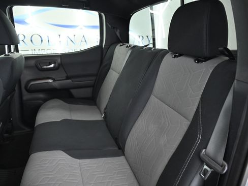 Used 2020 Toyota Tacoma TRD Off-Road image 37