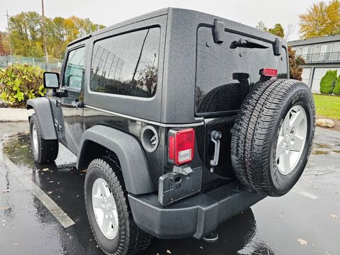 Used 2012 Jeep Wrangler Sport image 3
