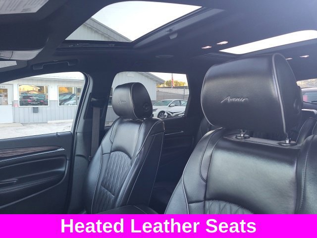 Used 2022 Buick Enclave Avenir AWD/4WD image 23