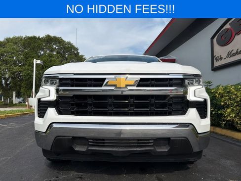Used 2023 Chevrolet Silverado 1500 LT w/ Protection Package RWD image 3