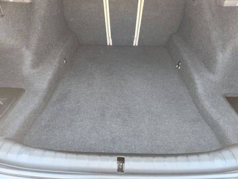 Used 2021 BMW 530i RWD image 33