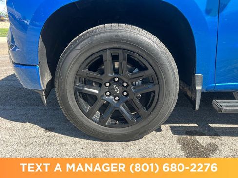 Used 2022 Chevrolet Silverado 1500 Custom AWD/4WD image 24