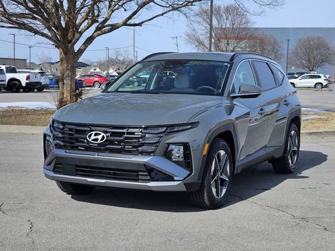 New 2026 Hyundai Tucson SEL FWD image 3