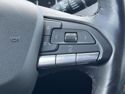 Used 2023 Cadillac XT4 Premium Luxury w/ Enhanced Visibility Package image 30