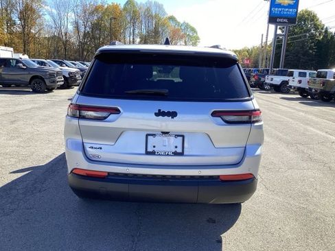 New 2025 Jeep Grand Cherokee L Altitude image 6