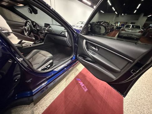 Used 2016 BMW M3 RWD image 36