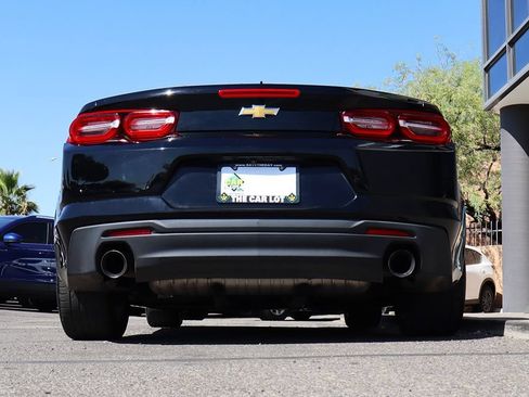 Used 2022 Chevrolet Camaro LT RWD image 12