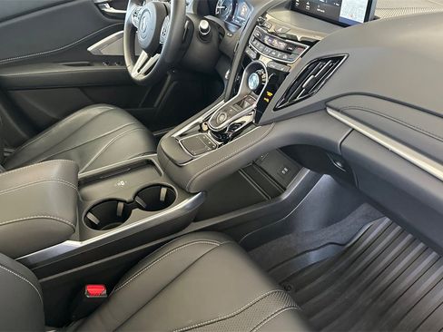 Used 2025 Acura RDX w/ Technology Package image 13