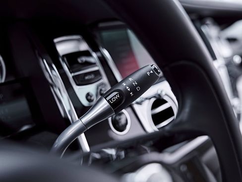 Used 2014 Rolls-Royce Wraith RWD image 65