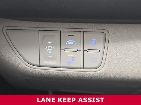 Used 2020 Genesis G70 3.3T image 24