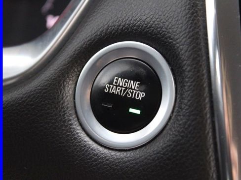 Used 2018 Chevrolet Traverse LS AWD/4WD image 32